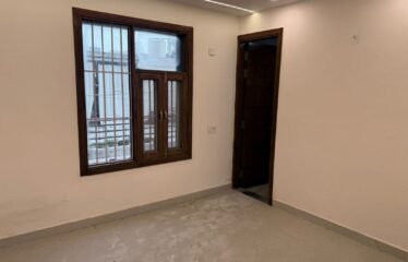 4BHK Apartment for Sale in Shyam Vihar II, Delhi
